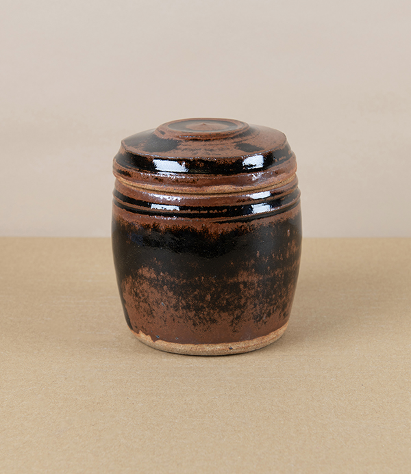 Jack Welbourne Lidded Jar, Small, Tenmoku