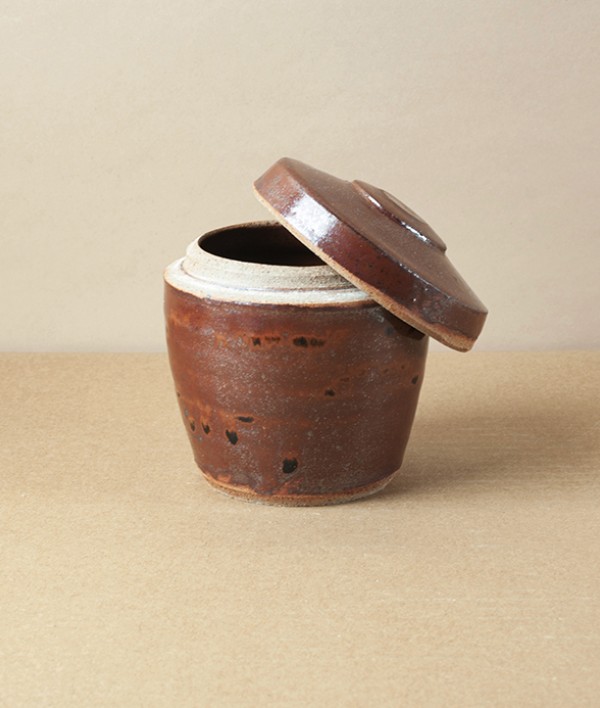 Jack Welbourne Lidded Jar, Small, Tenmoku