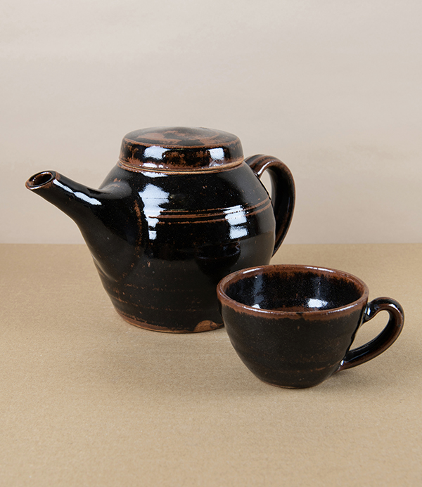 Jack Welbourne Teapot, Three–Four Cup, Tenmoku
