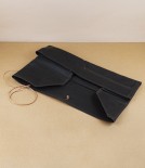 Spanish four knife set with roll