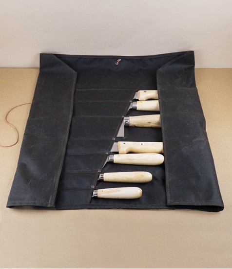 Catalonian Seven-Knife Set with Waxed Canvas Roll