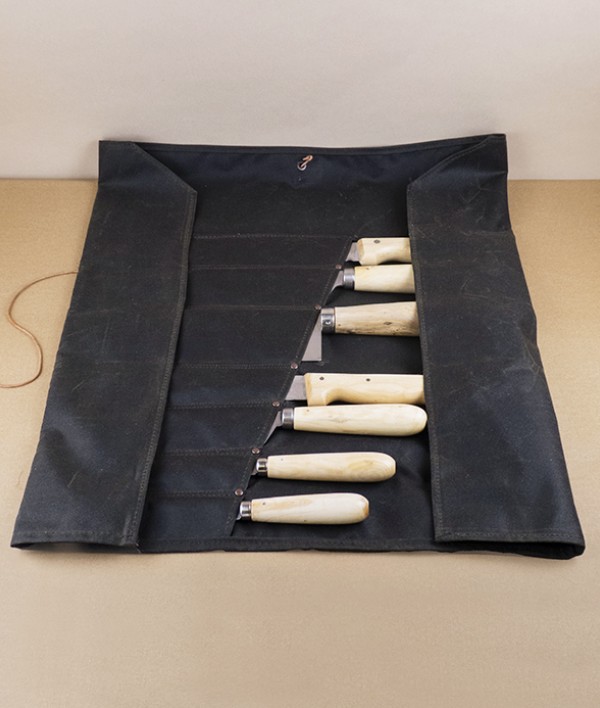 Large Spanish Knife Set & Roll