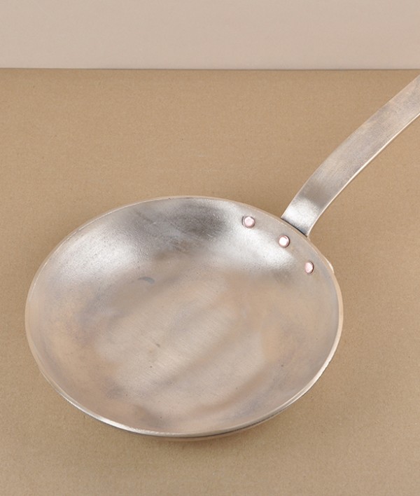 Korean sandcast bronze frying pan, 20cm