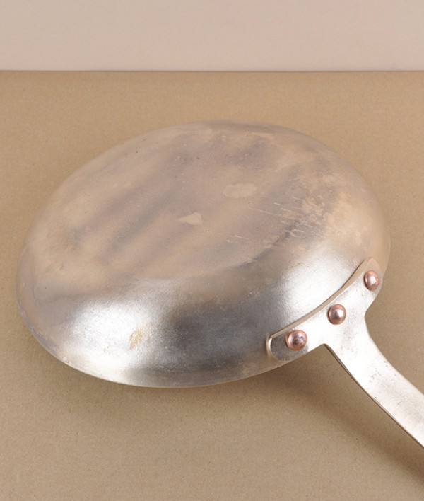 Korean sandcast bronze frying pan, 24cm