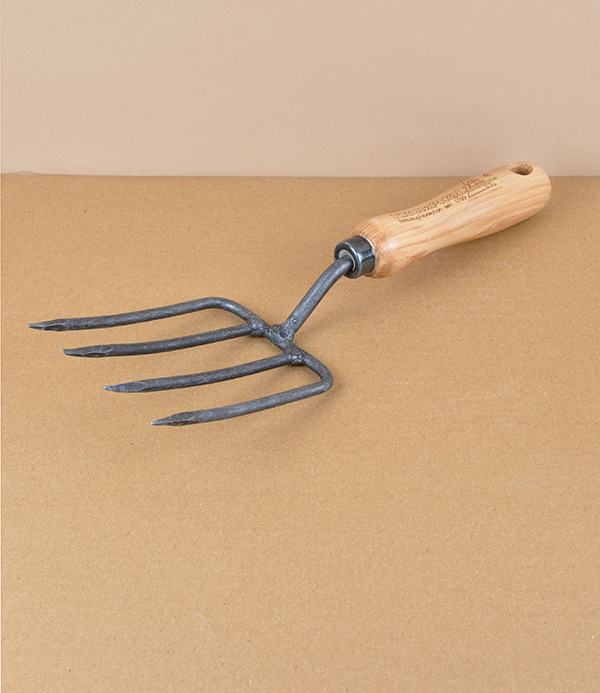 Krumpholz ash-handled 4 prong fork