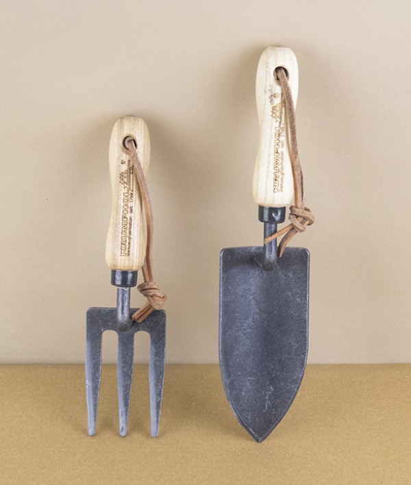 Krumpholz junior-sized trowel