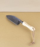 Krumpholz junior-sized trowel
