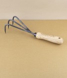 Krumpholz 3 prong cultivator