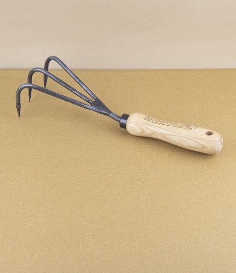 Krumpholz 3 prong cultivator