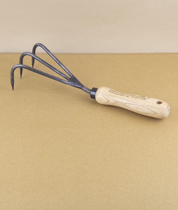 Krumpholz 3 prong cultivator