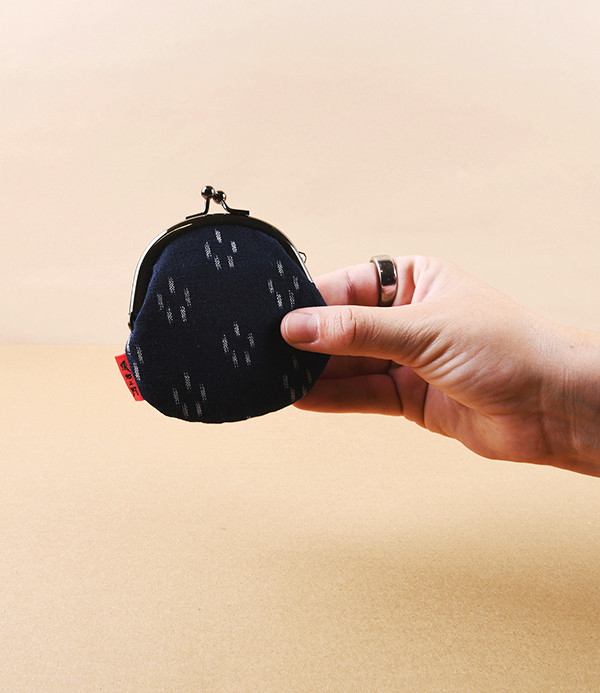 Kurume Kasuri Round Coin Purse, Indigo Sakura