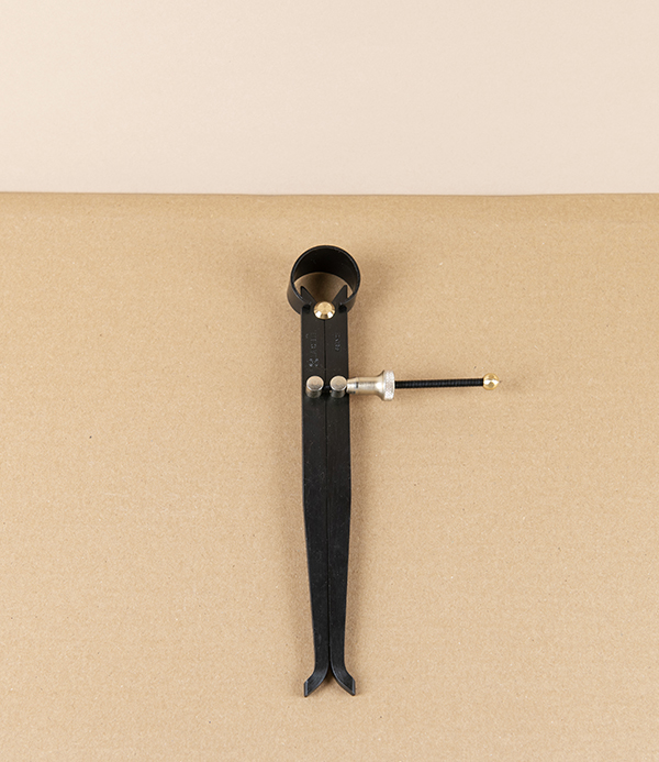 Ledin Inside Spring Caliper, Japanned Steel, 175mm