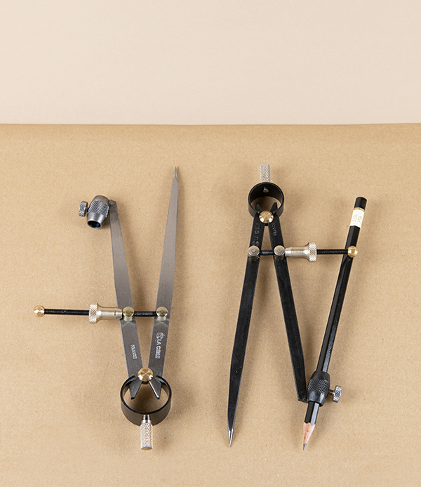 Ledin Spring Compass with Pencil Holder, Japanned