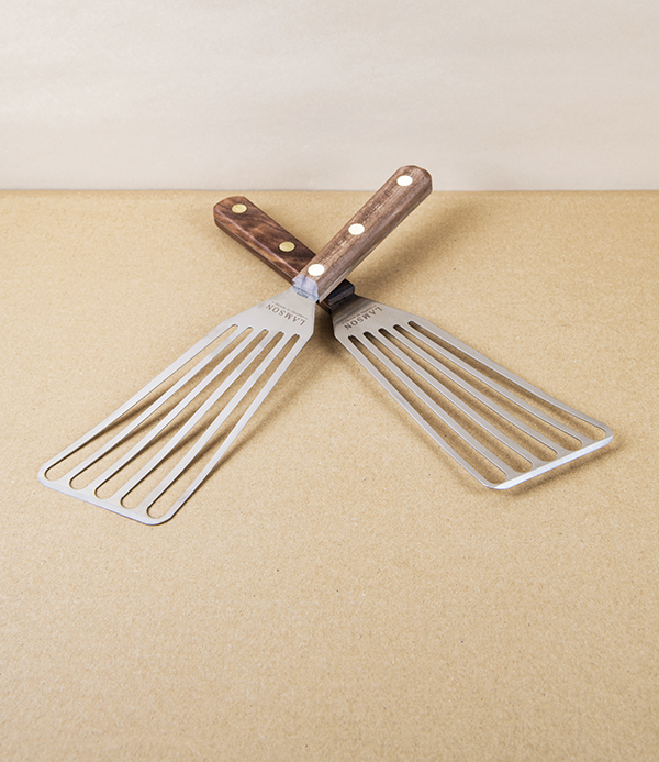 Lamson Fish Slice or Spatula with Walnut Handle, Right Handed