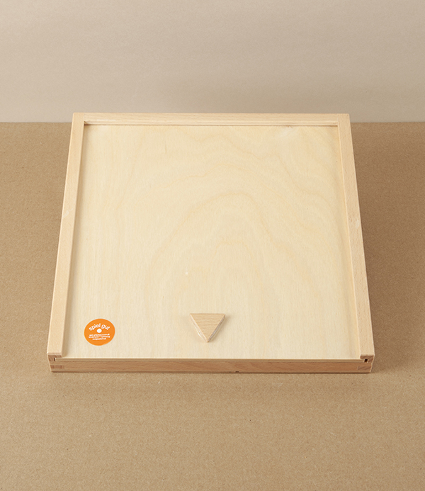 3D Laying Game with Three Woods