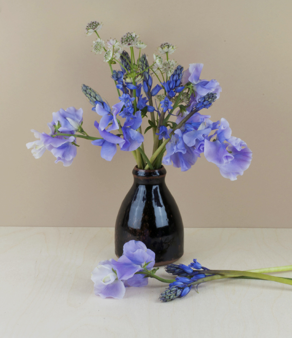Leach Standard Ware bud vase Green
