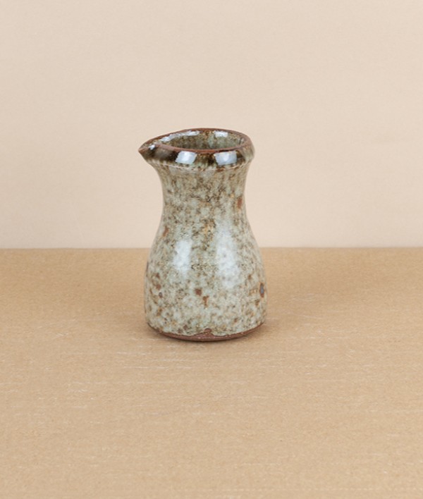 Leach Standard Ware pourer, green