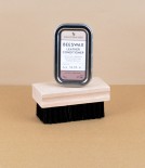 Leather cleaning brush, natural bristle, English