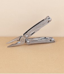 Leatherman Wingman multi-tool