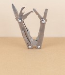 Leatherman Wingman multi-tool