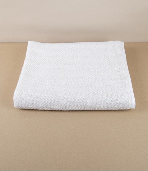 Lithuanian Cotton Bath Towel with Herringbone Weave