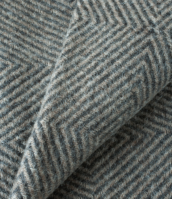 Finnish 100% Wool Blanket, Diamond Pattern, Beige/Black