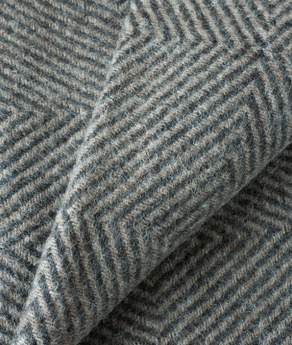 Finnish 100% Wool Blanket, Diamond Pattern, Beige/Black