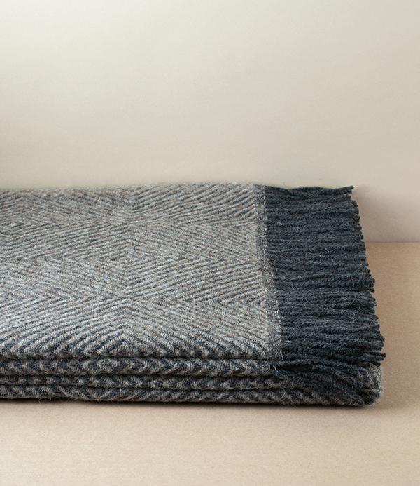 Finnish 100% Wool Blanket, Diamond Pattern, Beige/Black