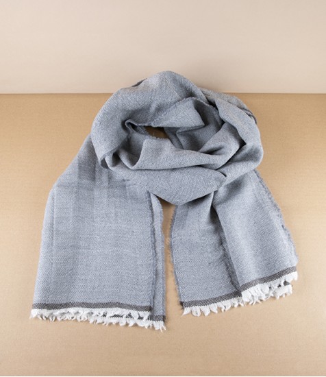 Finnish Merino Wool ‘Viiru’ Scarf, Grey