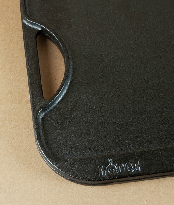 Lodge Cast Iron Rectangular Reversible Griddle, 20"