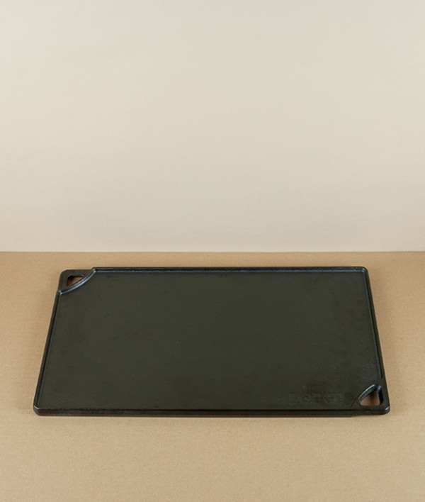 Lodge Cast Iron Rectangular Reversible Griddle, 16.75"