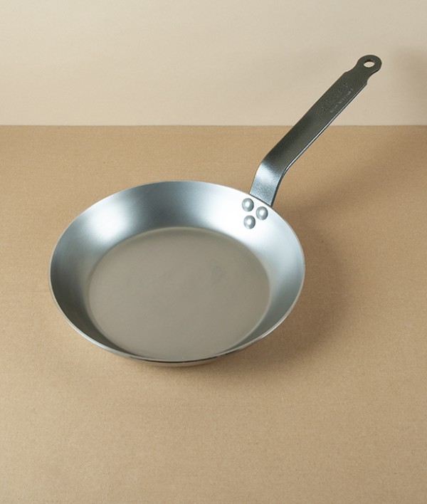 Lyonnaise Heavy Steel Frying Pan, 24cm