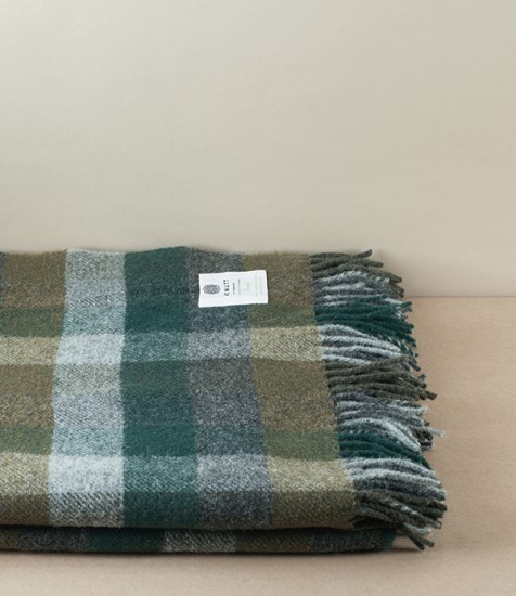 McNutt of Donegal Woollen Throw, Forest Check