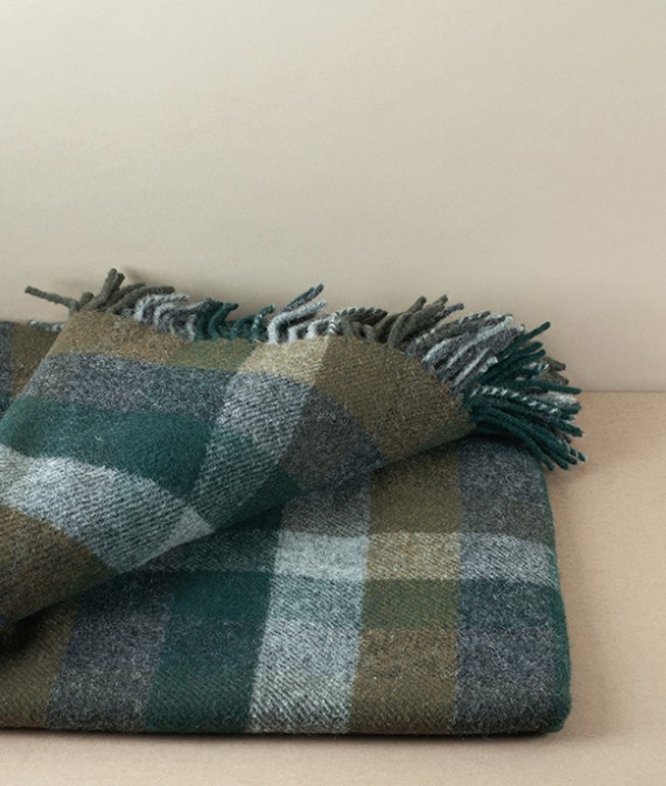 McNutt of Donegal Woollen Throw, Forest Check