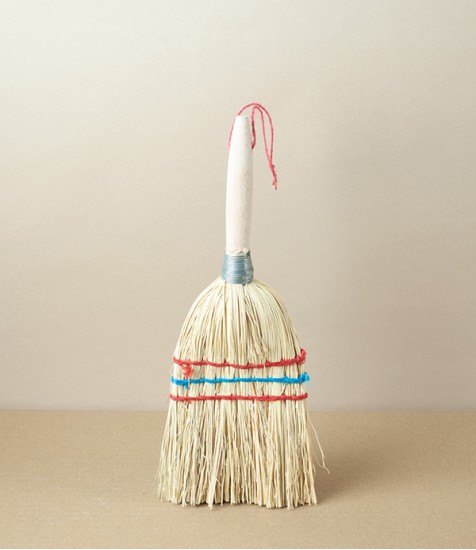 Mini Rice Straw Hand Brush with Wooden Handle