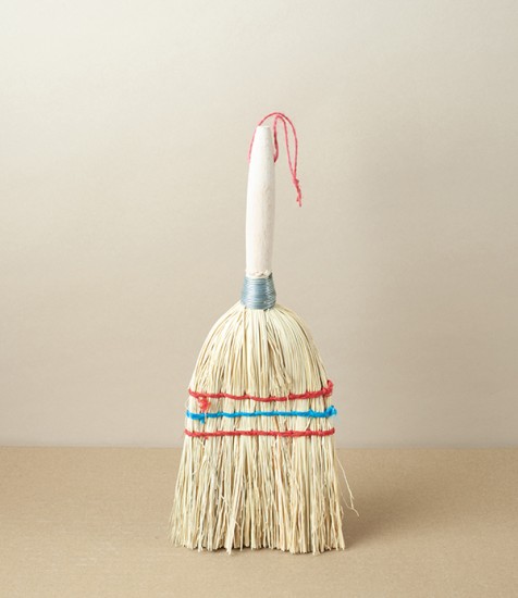 Mini Rice Straw Hand Brush with Wooden Handle