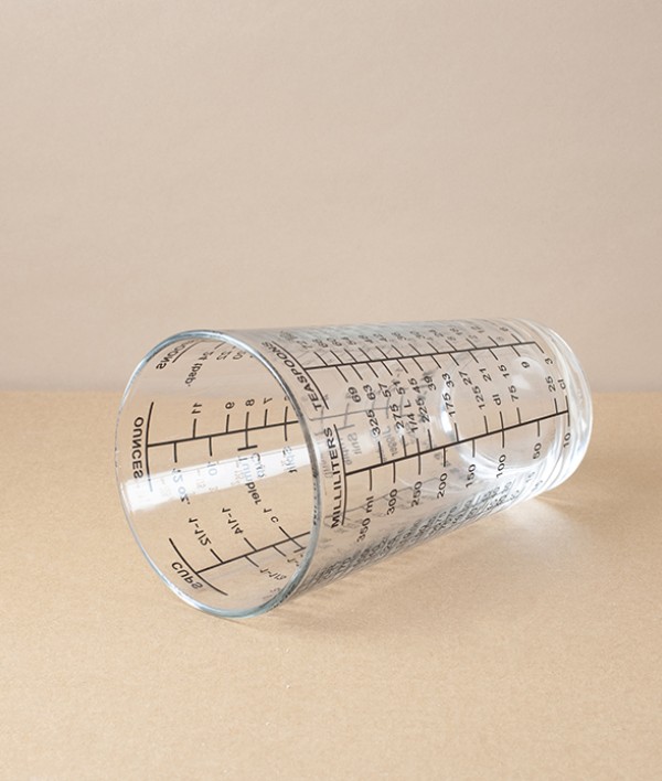 Mix 'n' Measure cooking aid