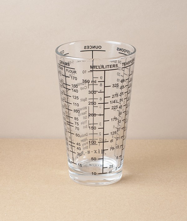 Mix 'n' Measure cooking aid