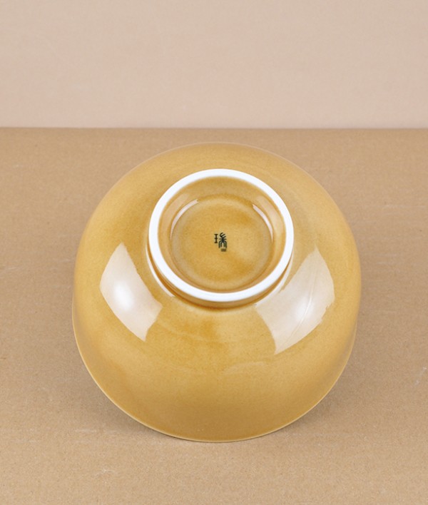 Mizu-mizu Japanese porcelain bowl, Ochre