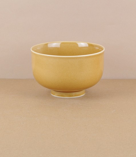 Mizu-mizu Japanese porcelain bowl, Ochre