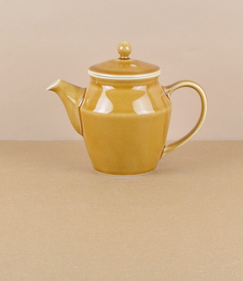 Mizu-mizu Japanese porcelain teapot, Ochre