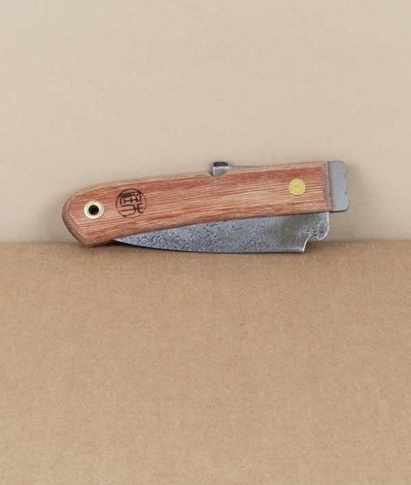 Japanese Moku Folding Knife