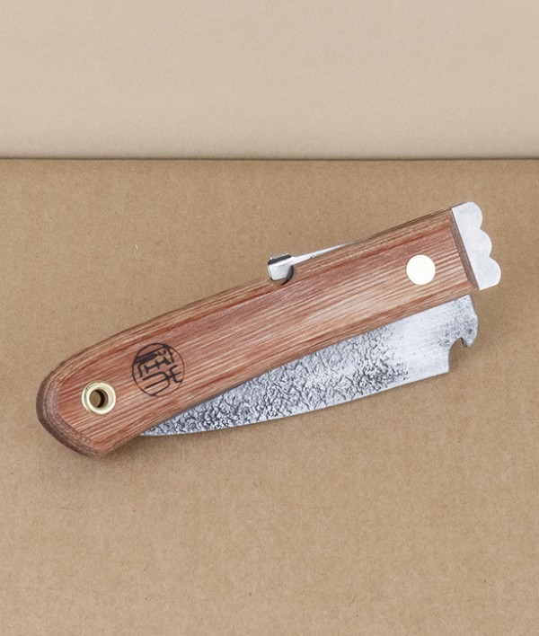 Japanese Moku Folding Knife