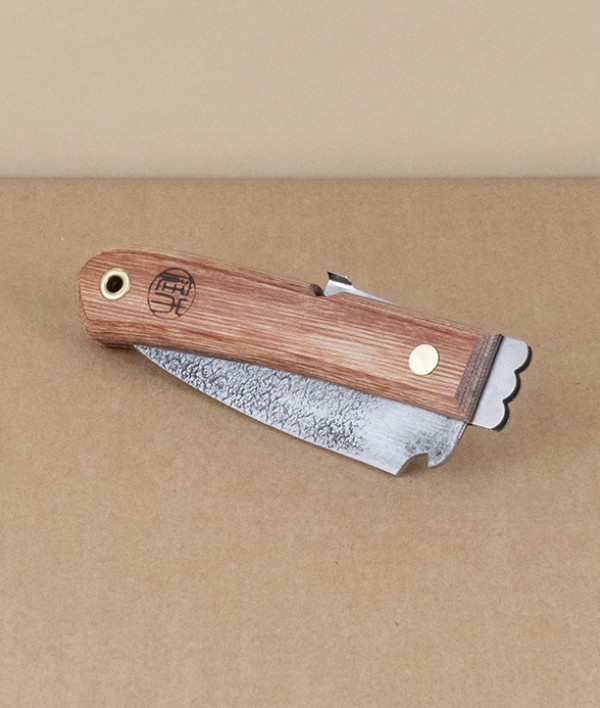 Japanese Moku Folding Knife