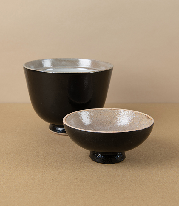 Mubyo Small Earthenware Miso Bowl with Lid, Black