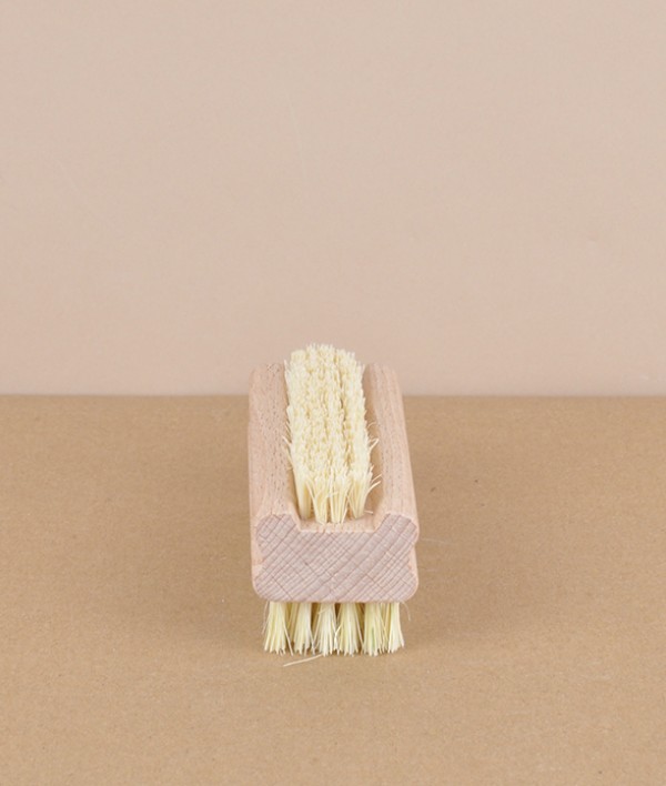 Swedish nail brush, ash & tampico
