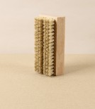 Nail Brush Soap Dish, Oiled Beechwood & Tampico 