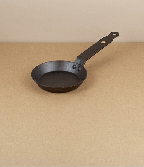 English Spun Iron Blini Pan, 5"