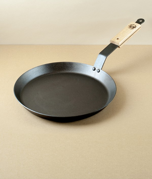 English Spun Crepe Pan, 11"