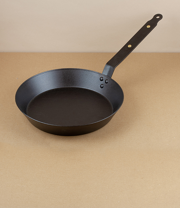 English Spun Iron Frying Pan, 10"